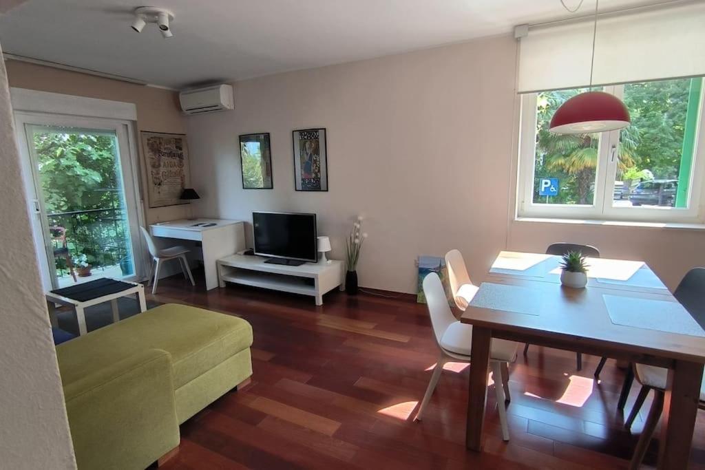 לובראן Apartman Sonja מראה חיצוני תמונה